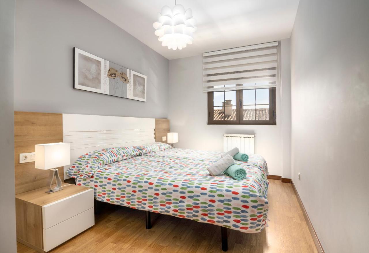 Apartamento Cano Badillo - Plaza Mayor - Leonapartamentos ภายนอก รูปภาพ
