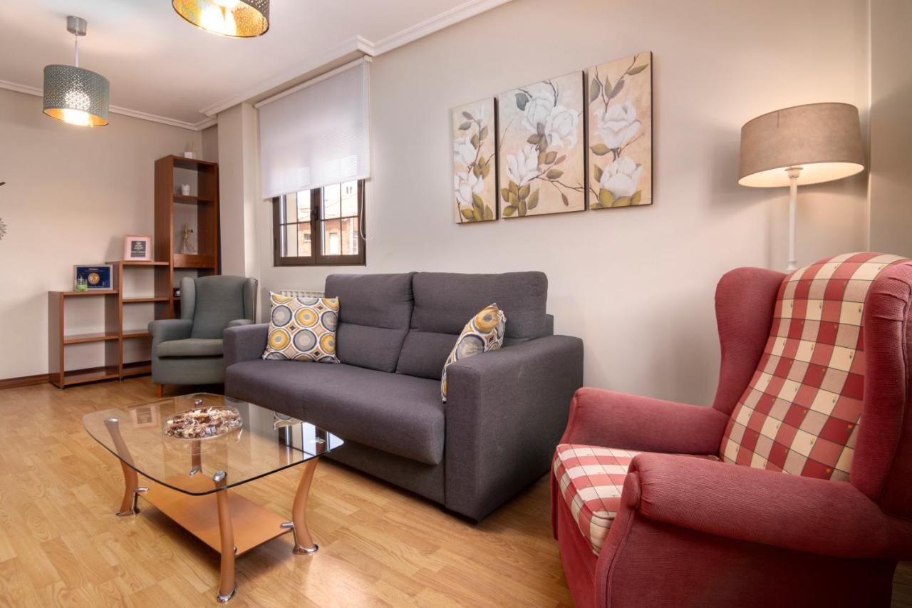 Apartamento Cano Badillo - Plaza Mayor - Leonapartamentos ภายนอก รูปภาพ